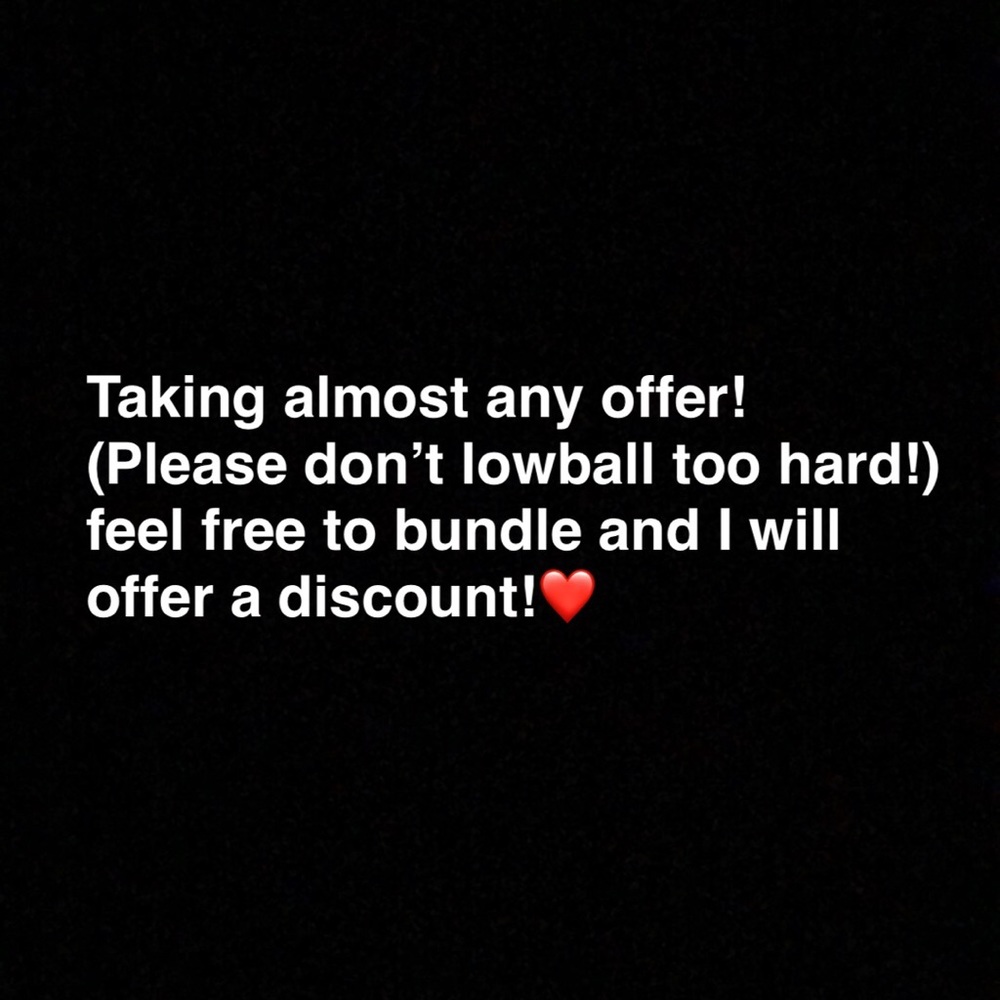 Accepting most offers, please bundle and buy❤️